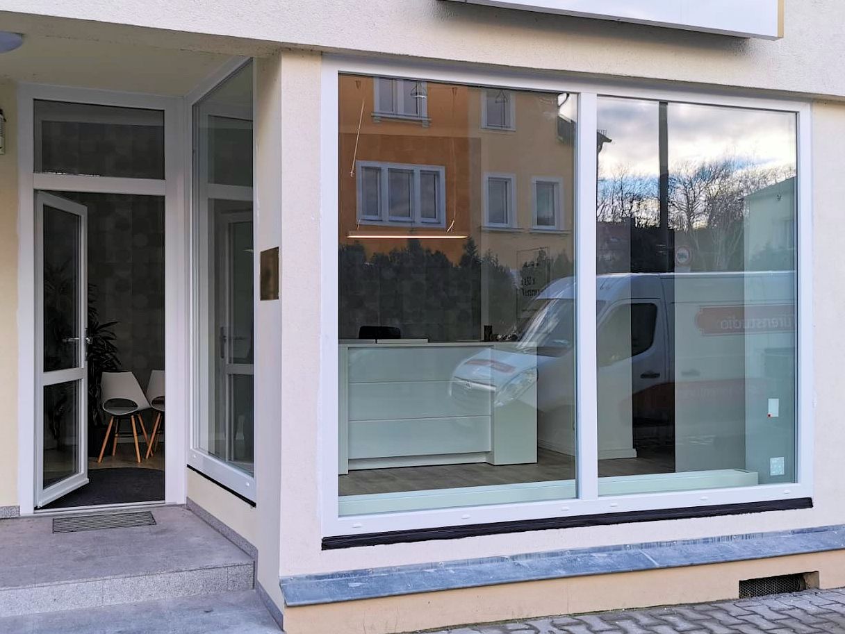 Fenster Referenz 77